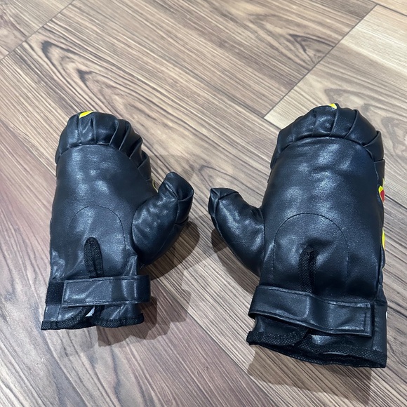 Kids Punching Bag, Boxing Gloves & Adjustable Stand - Picture 7 of 7